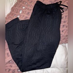 Lululemon Straight Jogger- Size 8, Color Black with design